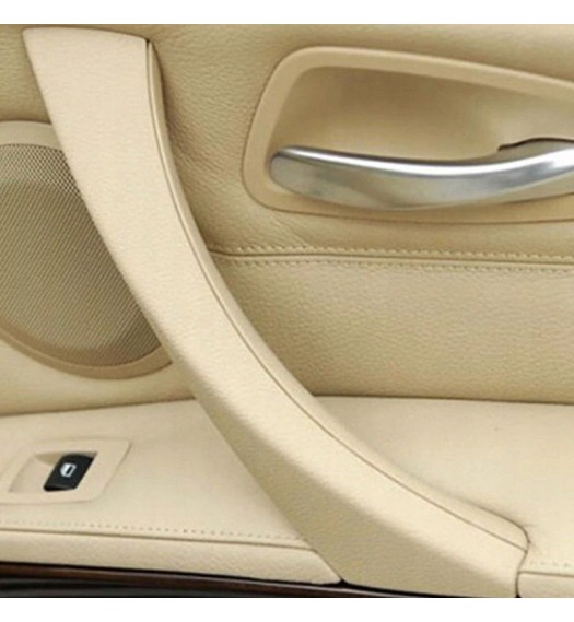 UCHWYT DRZWI KLAMKA PRAWA BMW 3 E90 E91 E92 E93