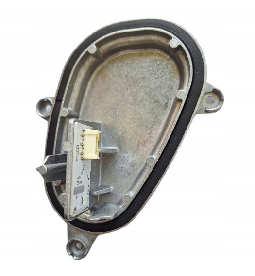 MODUŁ STEROWNIK LED DRL świateł jazdy dziennej BMW F48 X1 LEWY 63119477835